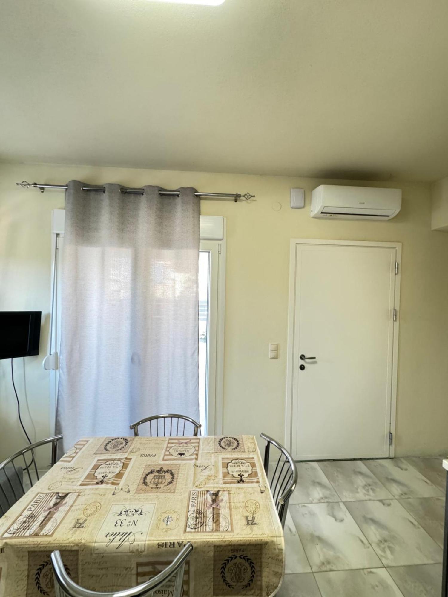 Adoniss Apartmentss Dioniszíu-part Kültér fotó